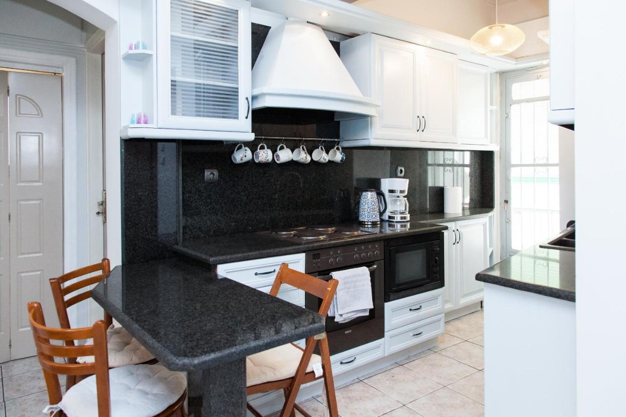 Brand New, Cheerful Apartment In Central Atenas Exterior foto